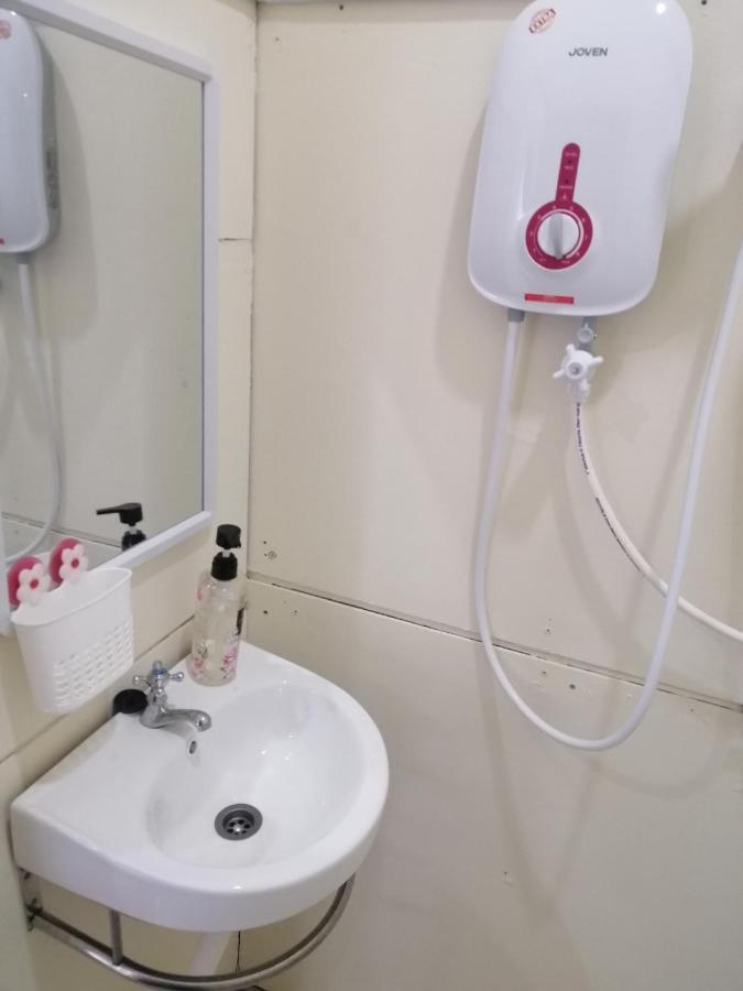 Teratak Sherra Roomstay Macang Екстер'єр фото